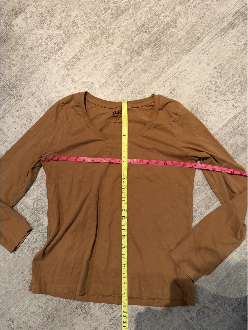PACT Organic Cotton Camel Long Sleeve top S - Picture 4 of 4